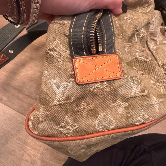 Louis Vuitton Limited Edition Monogramouflage Denim Jasmine Bag - Picture 5 of 13